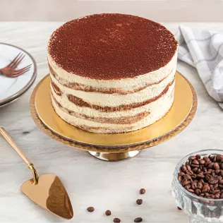 Classic Tiramisu: Espresso-Soaked Mascarpone Cake Classic Tiramisu: Espresso-Soaked Mascarpone Cake