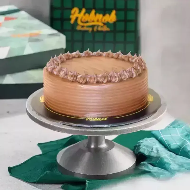 Rich Chocolate Caramel Cake by Hobnob