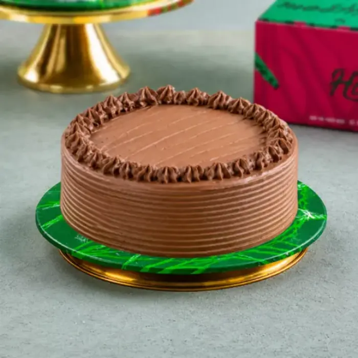 Rich Chocolate Caramel Cake by Hobnob Rich Chocolate Caramel Cake by Hobnob