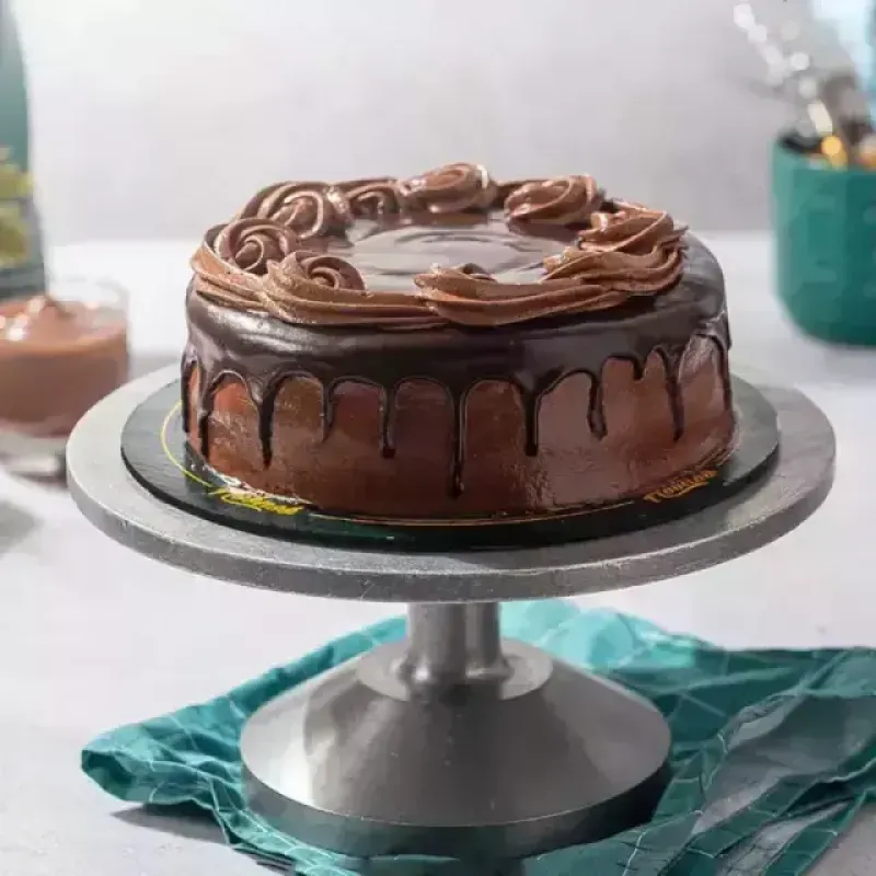 Classic Malt Cake by Hobnob